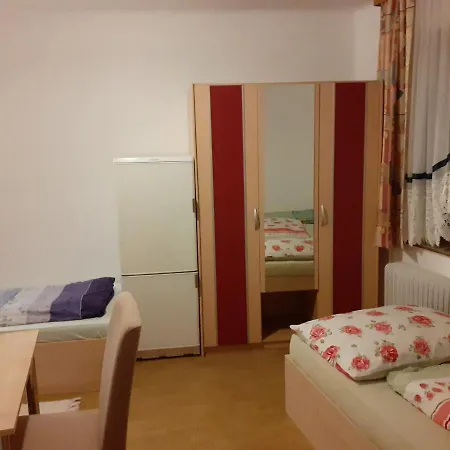 Gasthof Mayr Arbeiterzimmer *